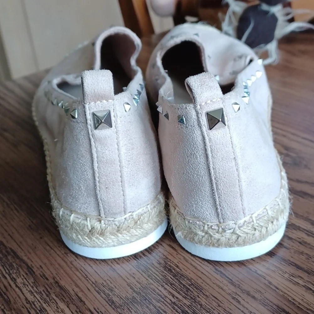 MARC FISHER-Blush Pink Vegan Suede Silver Embellish Espadrilles Loafers Size 8.5